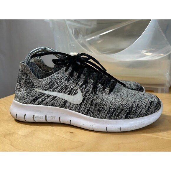 Nike Free RN Flyknit Sneakers Womens 8.5 Gray Black 880844-003 Running - Picture 1 of 8